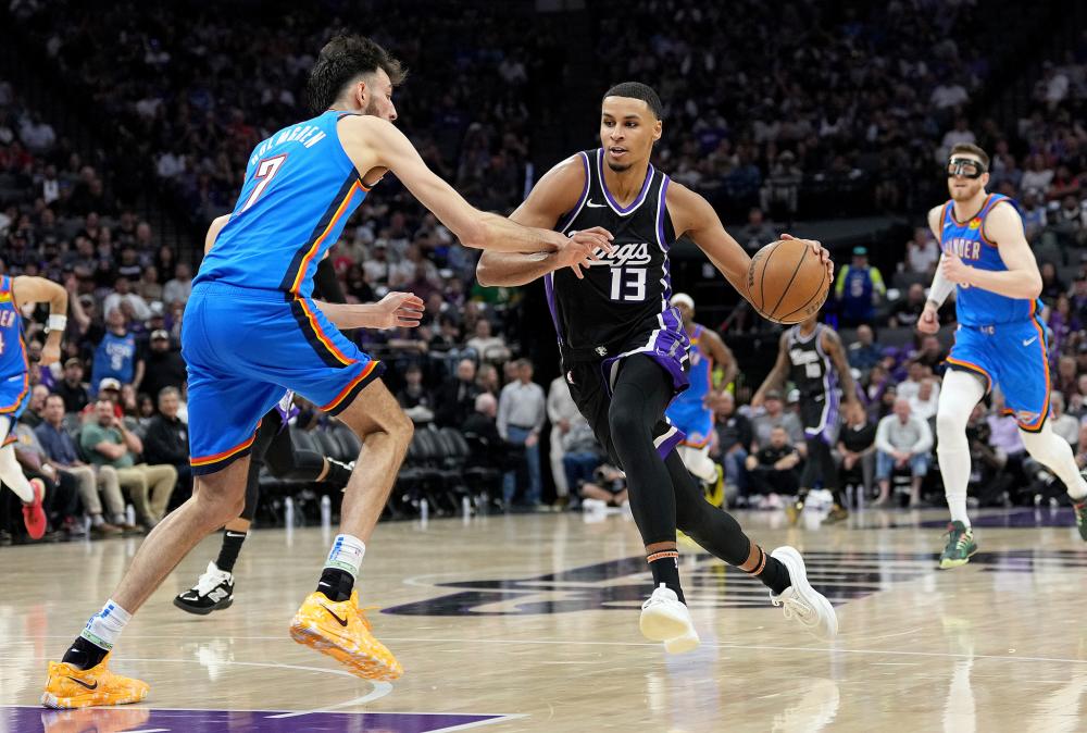 已在曼城足 已在曼城足