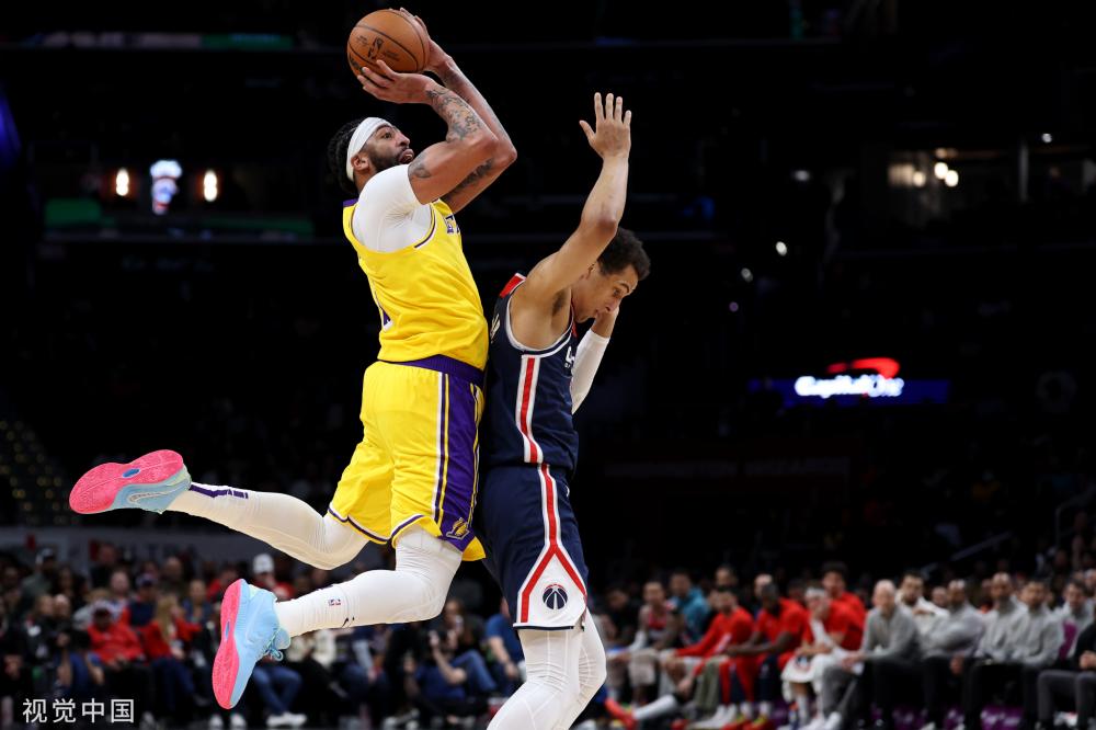 一切始于9岁那一瞥——考文垂的破界人生与体育理想2025-04-02.