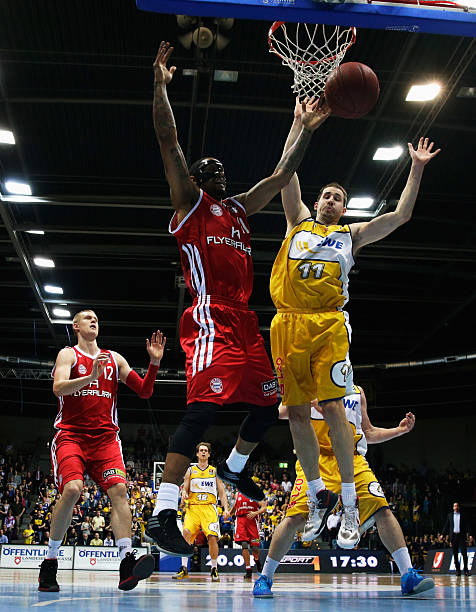 中国男篮拉 中国男篮拉